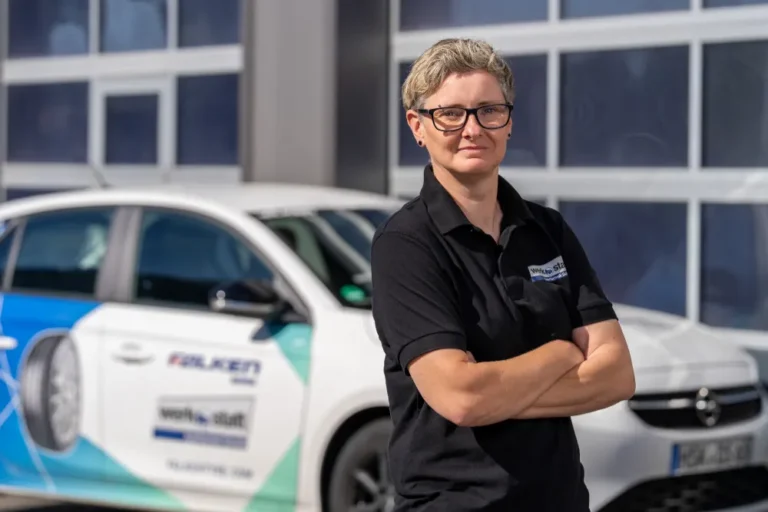Nicole Schmücker Service Beraterin